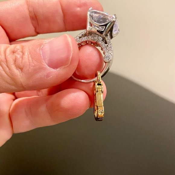 authentic rare luxury Juicy Couture engagement ring charm - Picture 14 of 17